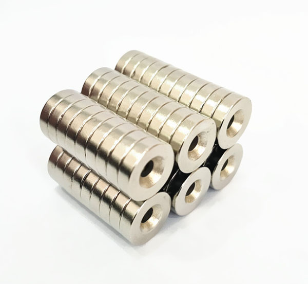 釹鐵硼強(qiáng)磁鐵 釹鐵硼強(qiáng)磁鐵