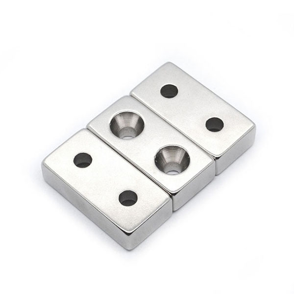 釹鐵硼磁鐵廠家