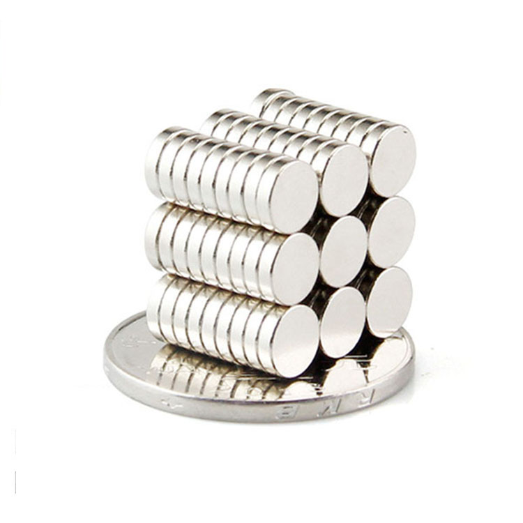 釹鐵硼強(qiáng)磁鐵廠家